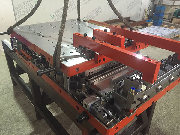 空調(diào)翅片模